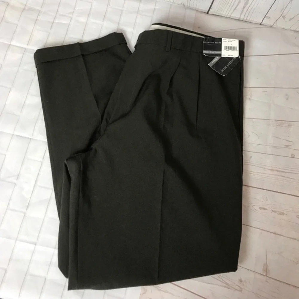 Classic dress trouser W46 L32 Olive